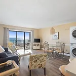 The Summit 516
